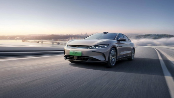 BYD Han DM-i تُعيد تعريف القيادة الذكية الفاخرة 
   